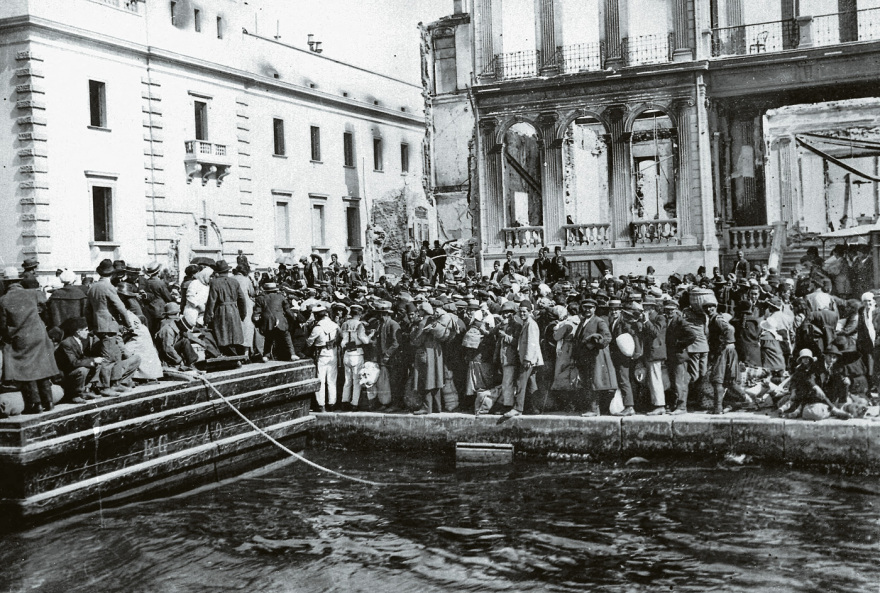 Η Σμύρνη της Ελένης Γλύκατζη-Αρβελέρ: «Μετά την Καταστροφή του 1922, το Αιγαίο υποφέρει από ημιπληγία» 