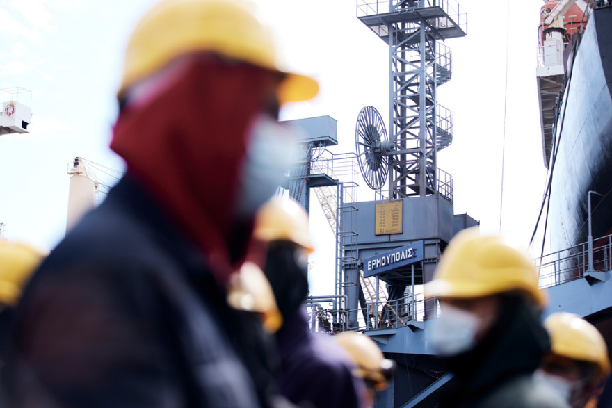 Μητσοτάκης από ναυπηγεία Σύρου: Είστε η καλύτερη απόδειξη ότι και τα πιο σύνθετα προβλήματα μπορούν να λύνονται