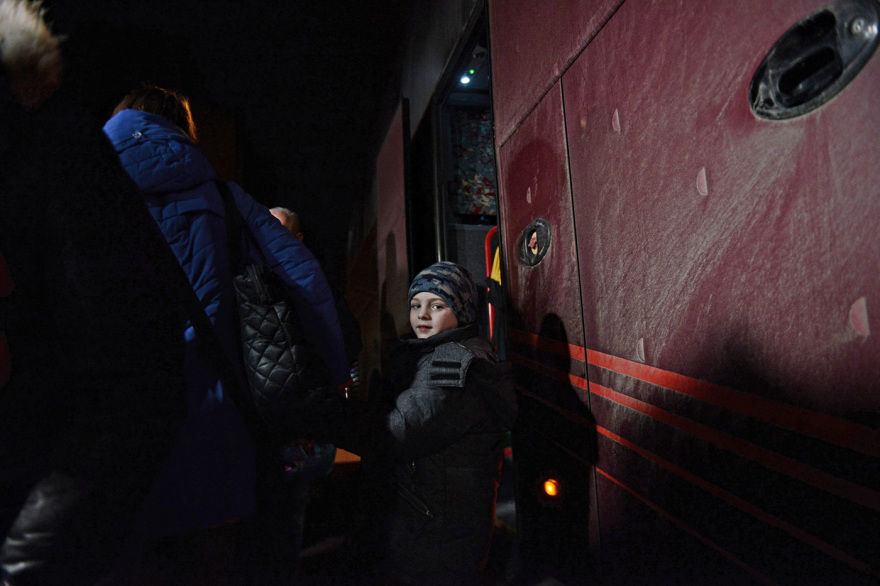 Πόλεμος στην Ουκρανία: Συνεχίζονται οι αφίξεις Ουκρανών προσφύγων στην Αθήνα - «Ευχαριστούμε Ελλάδα»