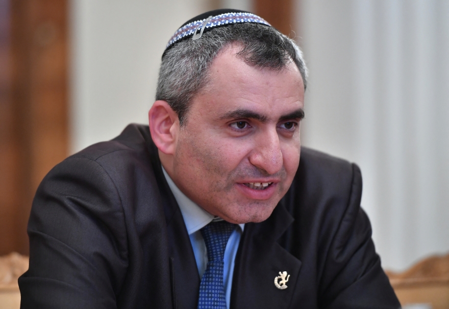 Ο Ισραηλινός πρωθυπουργός έσπασε την αργία του Σαββάτου για να συναντηθεί με Πούτιν και Σολτς