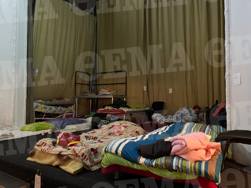 Πόλεμος στην Ουκρανία: Μετέτρεψαν σε «καταφύγιο» προσφύγων το πιο γνωστό θέατρο του Λβιβ