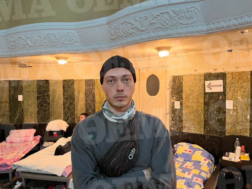 Πόλεμος στην Ουκρανία: Μετέτρεψαν σε «καταφύγιο» προσφύγων το πιο γνωστό θέατρο του Λβιβ