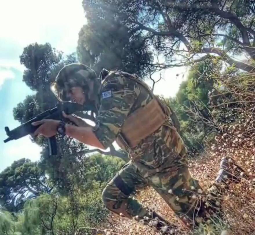 Πόλεμος στην Ουκρανία: «Μονόδρομος η επιβίωση» λέει Έλληνας μέλος της Εθνοφρουράς