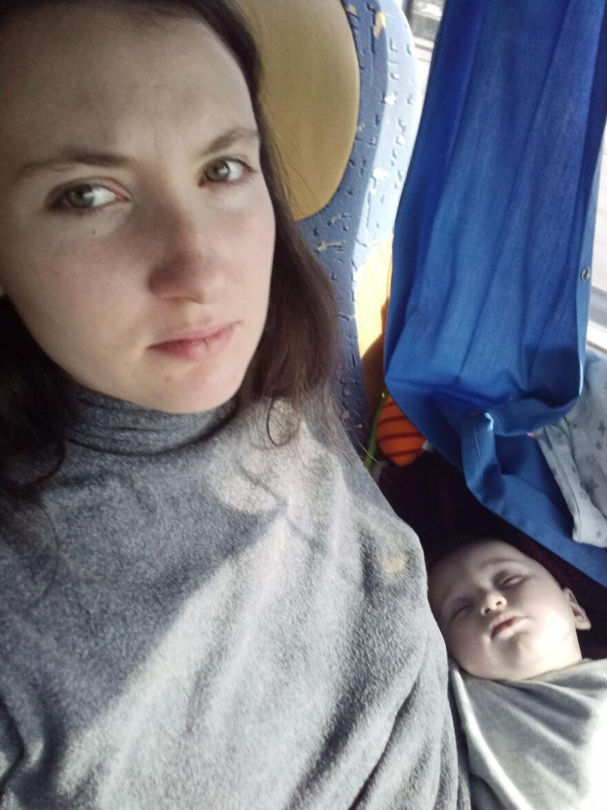 Πόλεμος στην Ουκρανία: Το protothema.gr μέσα σε πούλμαν με μητέρες και παιδιά από τα σύνορα της Ουκρανίας στην Ελλάδα 