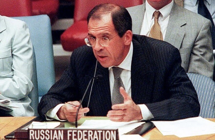 Σεργκέι Λαβρόφ: Ο άνθρωπος στο πλευρό του Πούτιν - Ο ερασιτέχνης ηθοποιός που μετατράπηκε σε σκληρό διπλωμάτη