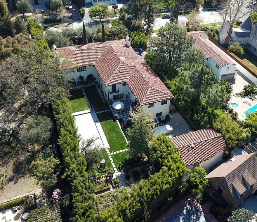 Ο Όζι και η Σάρον Όσμπορν εγκαταλείπουν το Λος Άντζελες λόγω... φόρων - Η βίλα των 22 εκατ. δολαρίων που αφήνουν πίσω