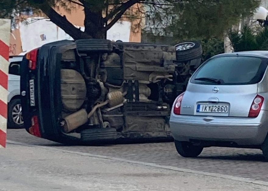 Αττική: «Αλωνίζουν» οι σπείρες με τους καταλύτες - Σηκώνουν αμάξια για να κόψουν εξατμίσεις και μπαταρίες