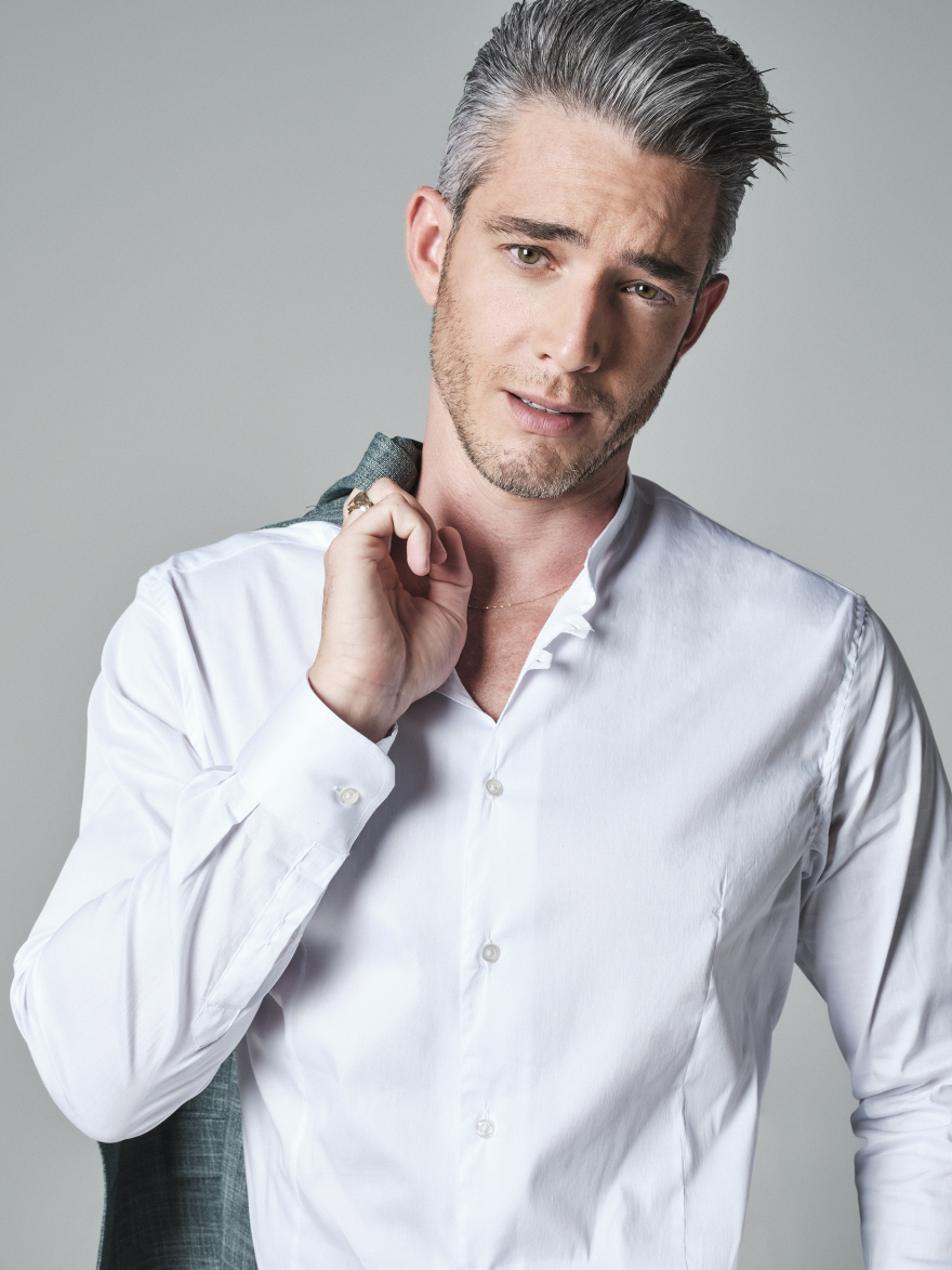 Το «Night Out» κάνει πρεμιέρα με πρώτη καλεσμένη τη Σμαράγδα Καρύδη