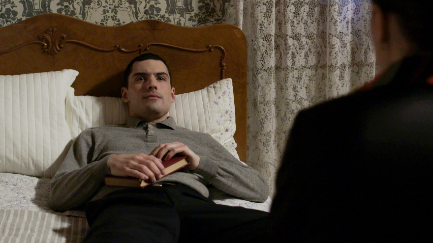 Άγριες Μέλισσες: Ο Ακύλας βρίσκεται μονίμως ένα βήμα μπροστά από τον Δούκα