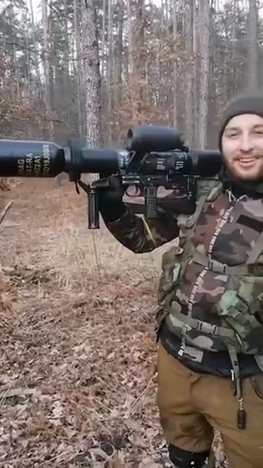 Οι Ουκρανοί πήραν στα χέρια τους τον «φονιά» των τανκ – Δείτε βίντεο