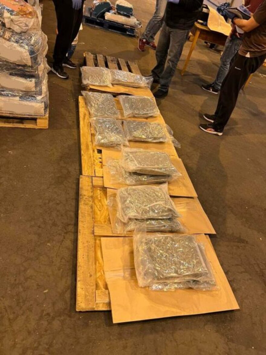 Λεμεσός: Κατασχέθηκαν 132 κιλά κάνναβης - Ήταν κρυμμένα σε ζωοτροφές