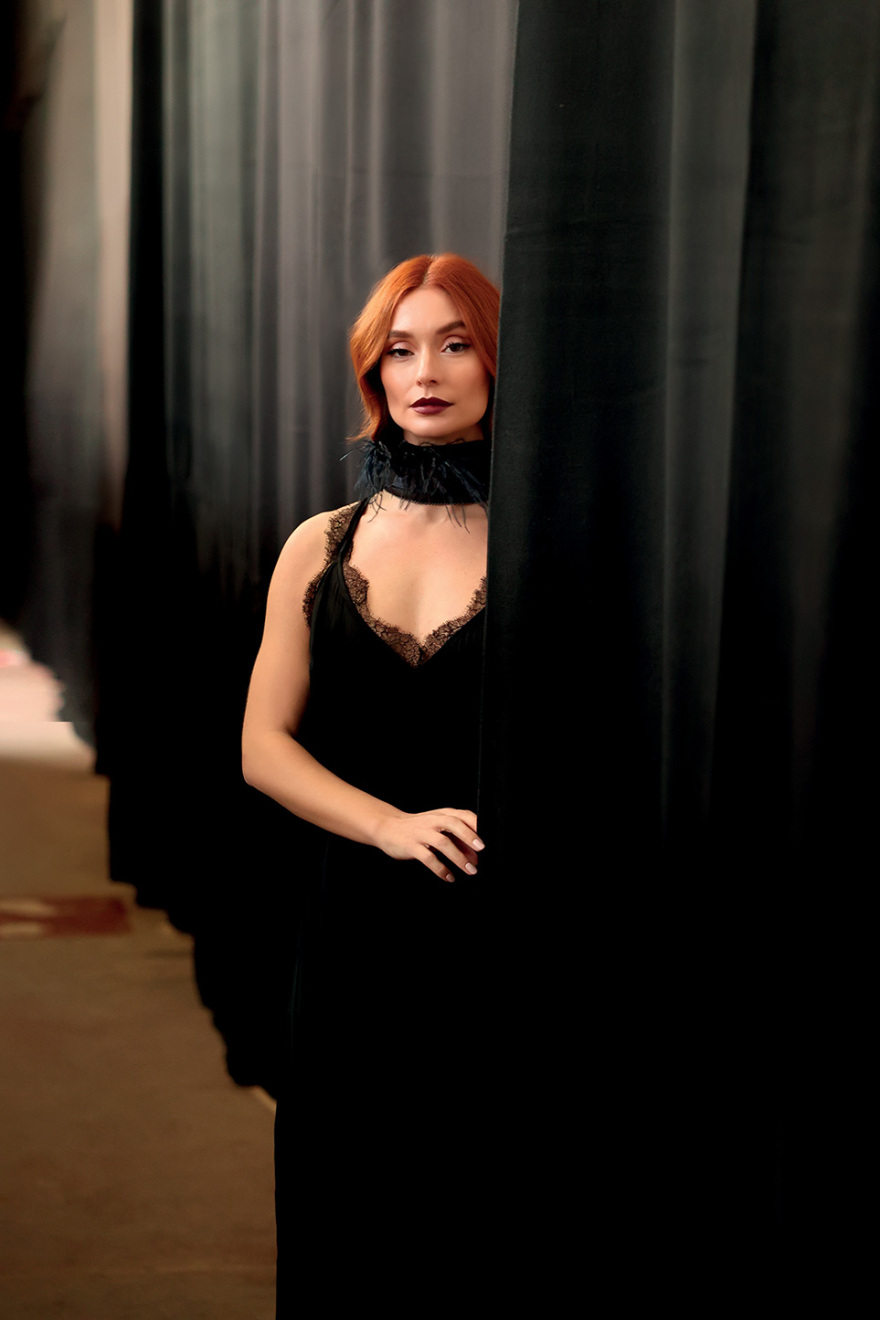 H Έρρικα Μπίγιου είναι η νέα μούσα του Βασίλη Μπισμπίκη