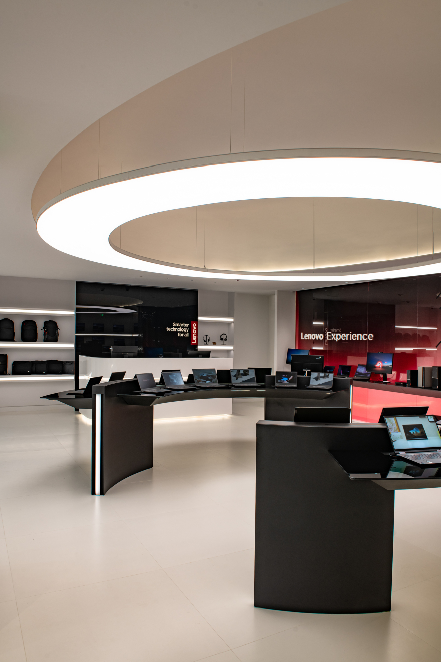 Lenovo Official Store: Ο νέος, απόλυτος τεχνολογικός προορισμός της Αθήνας