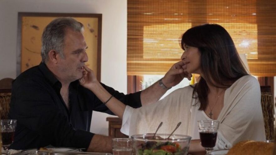 Πασχάλης Τσαρούχας: «Και τα δυο μου παιδιά είναι παιδιά τρέλας και γι’ αυτό είναι όμορφα και έξυπνα»