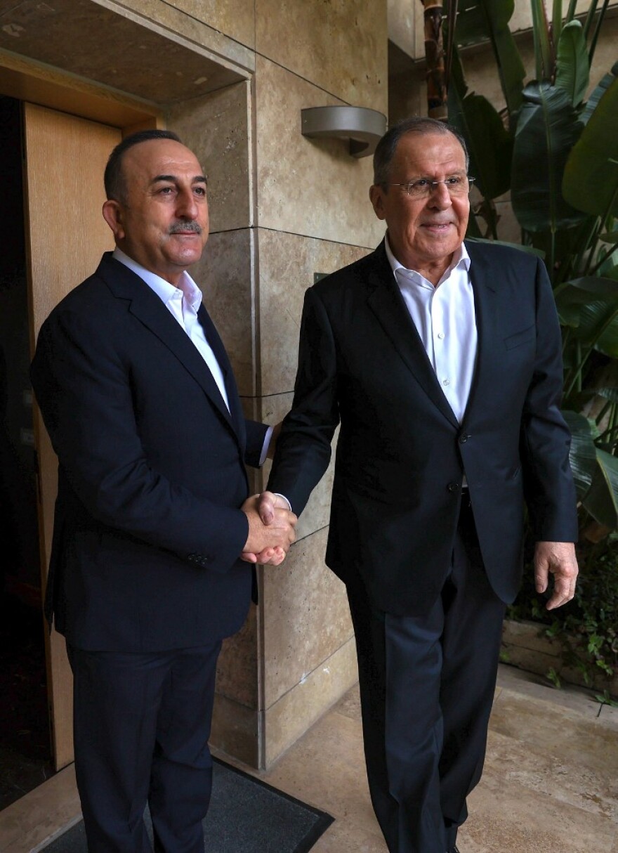 Πόλεμος στην Ουκρανία: Δεν έγινε πρόοδος στη συνάντηση, είπε ο Κουλέμπα - Να σταματήσουν οι απειλές, ζήτησε ο Λαβρόφ