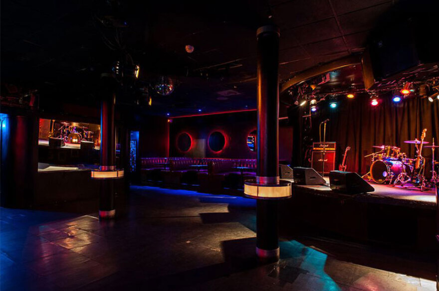 «The Viper Room»: Τίτλοι τέλους για το εμβληματικό κλαμπ του Τζόνι Ντεπ