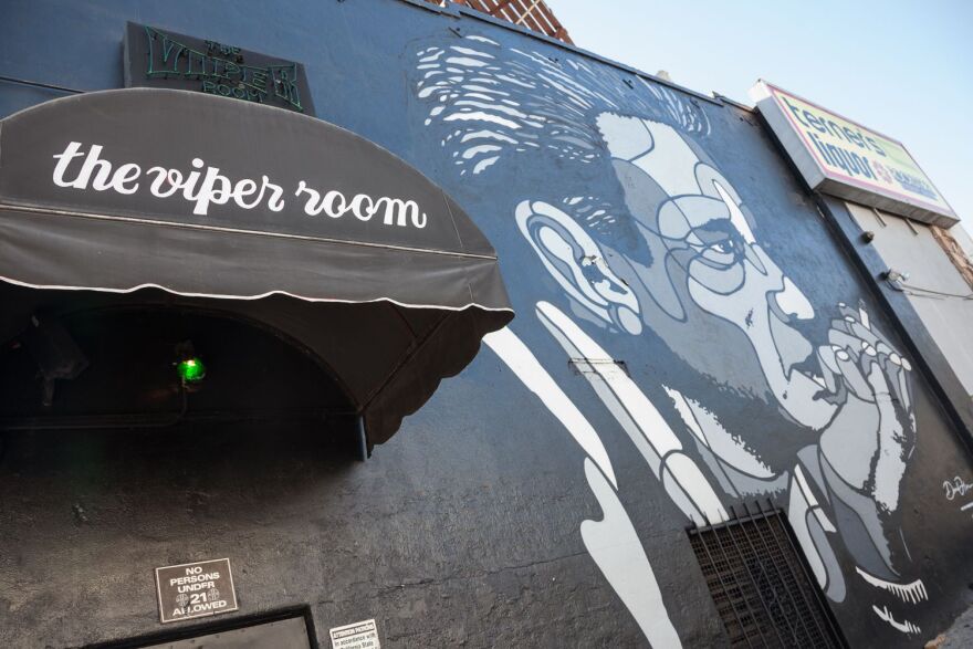 «The Viper Room»: Τίτλοι τέλους για το εμβληματικό κλαμπ του Τζόνι Ντεπ