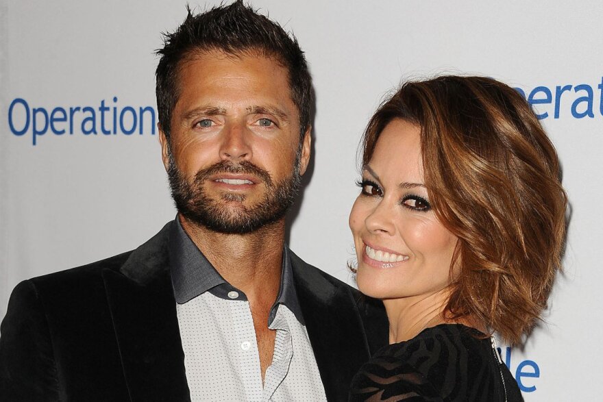 Ο Νταβίντ Σαρβέ από το «Baywatch» παράτησε την υποκριτική και χτίζει σπίτια