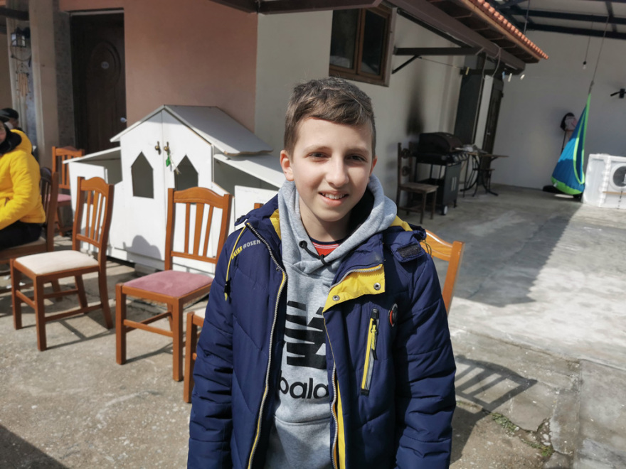 Μονοπήγαδο Θέρμης: Κάτοικοι του χωριού έδωσαν τα σπίτια τους και φιλοξενούν πρόσφυγες από την Ουκρανία