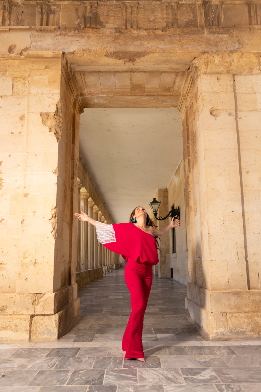 Μαριάννα Μασάδη: Η Ελληνίδα τραγουδίστρια που κατακτά τη Γερμανία