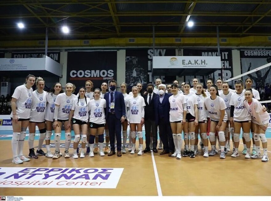 Κύπελλο βόλεϊ γυναικών, Παναθηναϊκός-ΑΟ Θήρας 3-1: Η κούπα βάφτηκε πράσινη