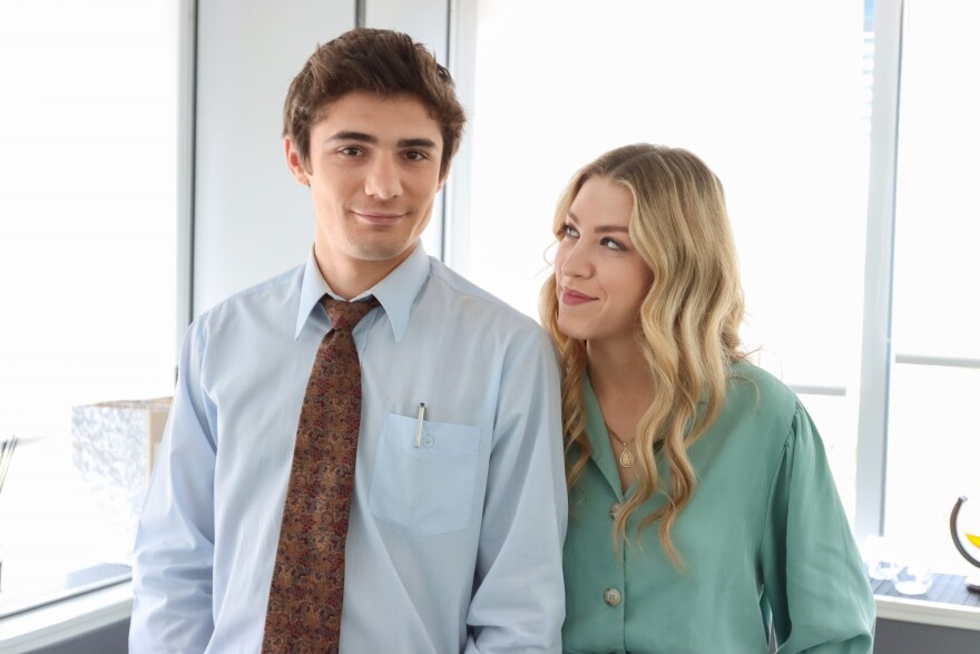 Ο Λεωνίδας Καλφαγιάννης στα «Νεοκλασικά» - Πρωταγωνιστεί στην κωμωδία «Μιας πεντάρας νιάτα»