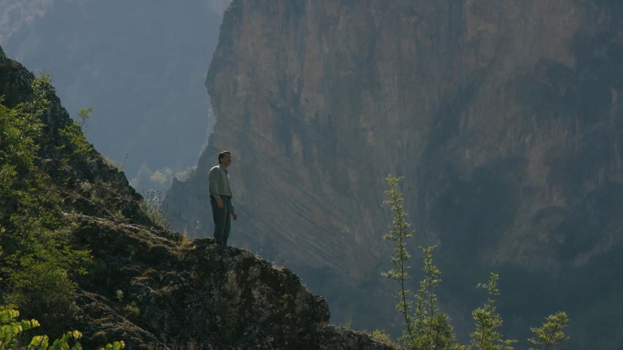 Άγιος Παΐσιος: Η Ευλογία διακρίνει την πνευματική κλίση του Αρσενίου και φροντίζει να του μεταδώσει την πίστη της
