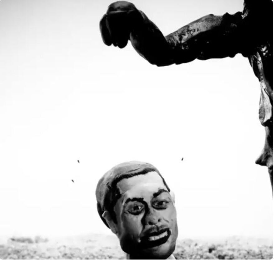 Ο Πιτ Ντέιβιντσον περνά στην αντεπίθεση: «Κάνιε, είμαι στο κρεβάτι με τη γυναίκα σου»