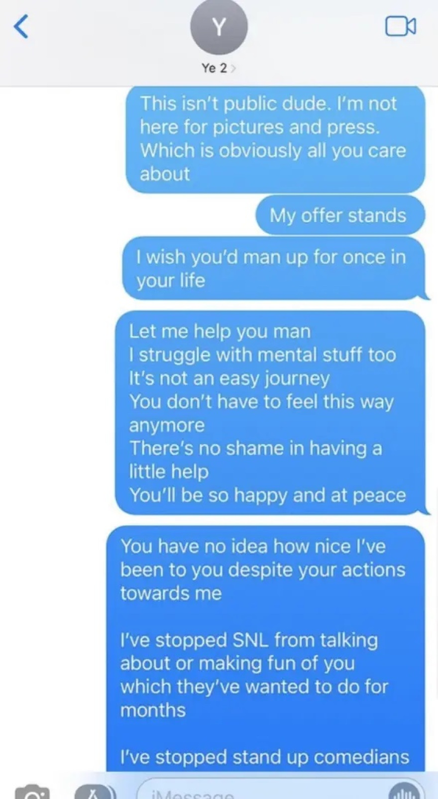 Ο Πιτ Ντέιβιντσον περνά στην αντεπίθεση: «Κάνιε, είμαι στο κρεβάτι με τη γυναίκα σου»