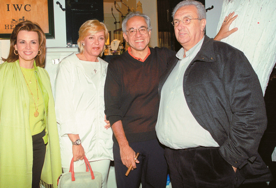 Δημήτρης Κοντομηνάς: Έζησε, ξόδεψε και δεν άφησε χαμένη ευκαιρία - Σήμερα το τελευταίο αντίο στο Α' Νεκροταφείο