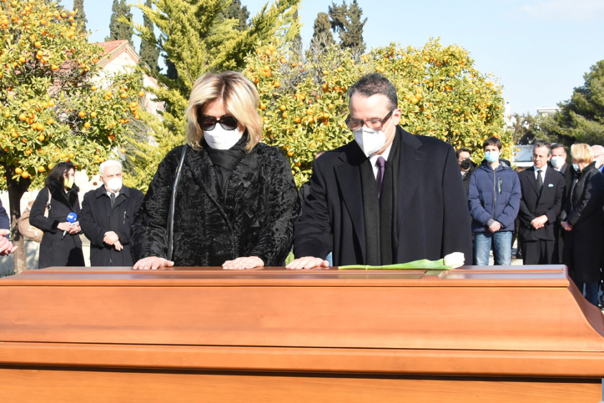 Δημήτρης Κοντομηνάς: Σε στενό κύκλο η ταφή του