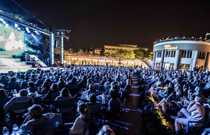 Η Δήμητρα Παπαδοπούλου επιστρέφει με επιθεώρηση, το καλοκαίρι, στο Θέατρο Άλσος