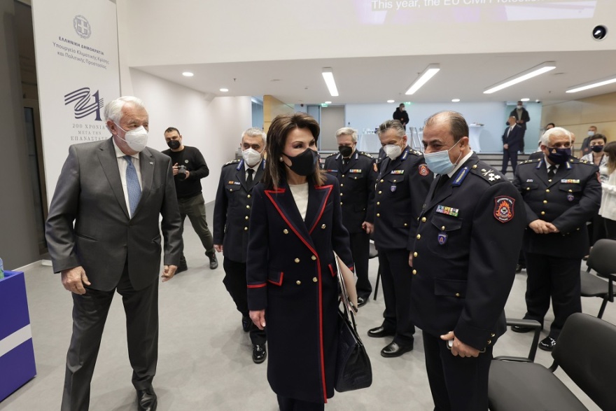 Γιάννα Αγγελοπούλου: «Ό,τι κάηκε, ό,τι καταστράφηκε ήταν δικό μας και εμείς θα το ξαναφτιάξουμε»