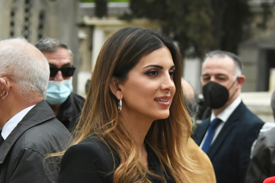 Δημήτρης Κοντομηνάς: Τρισάγιο φίλων και συνεργατών στο Α' Νεκροταφείο - Δείτε φωτογραφίες