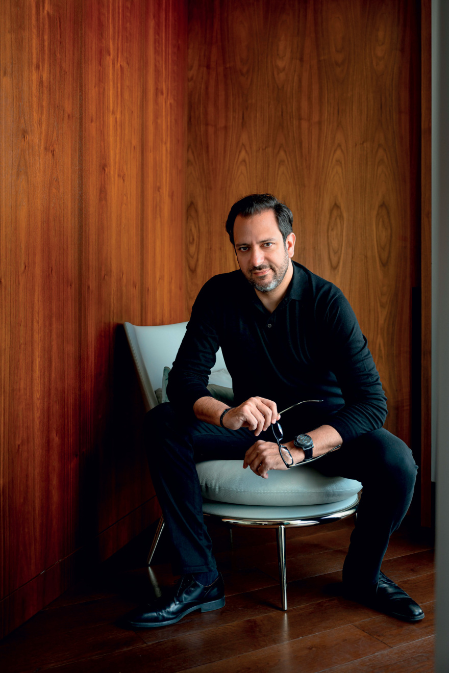 Γκι Μανουκιάν: «Ανυπομονώ  να ξανατραγουδήσω  στην Ελλάδα»