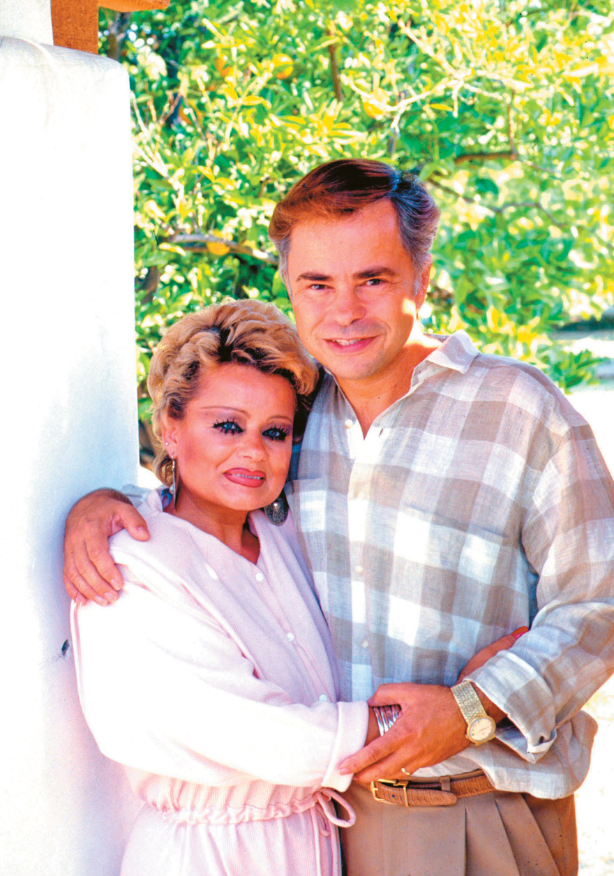 Τάμι Φέι Μπέικερ: Η τηλευαγγελίστρια-είδωλο - Η άνοδος, η πτώση και  η λύτρωση