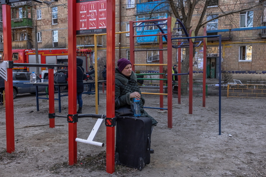 Τέσσερα παιδιά και 52 άμαχοι ανάμεσα στους εκατοντάδες νεκρούς του Κιέβου από την έναρξη των ρωσικών επιθέσεων