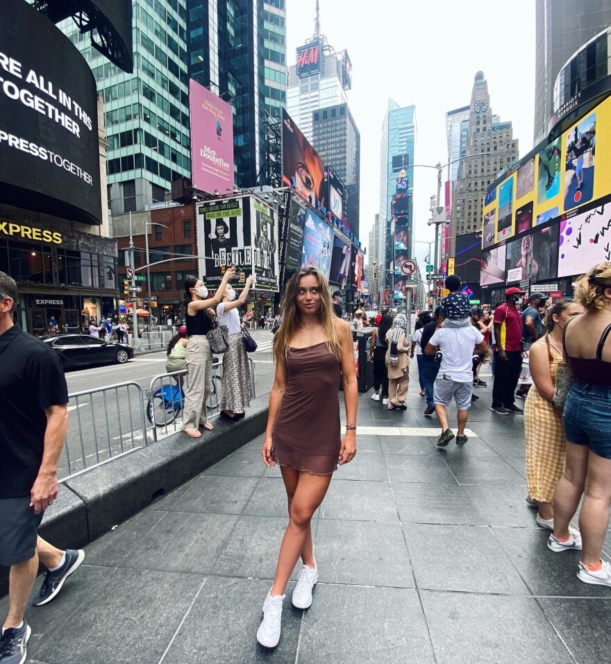  Πάουλα Μπαντόσα: Το «κορίτσι της μόδας» που σαρώνει στο τένις 