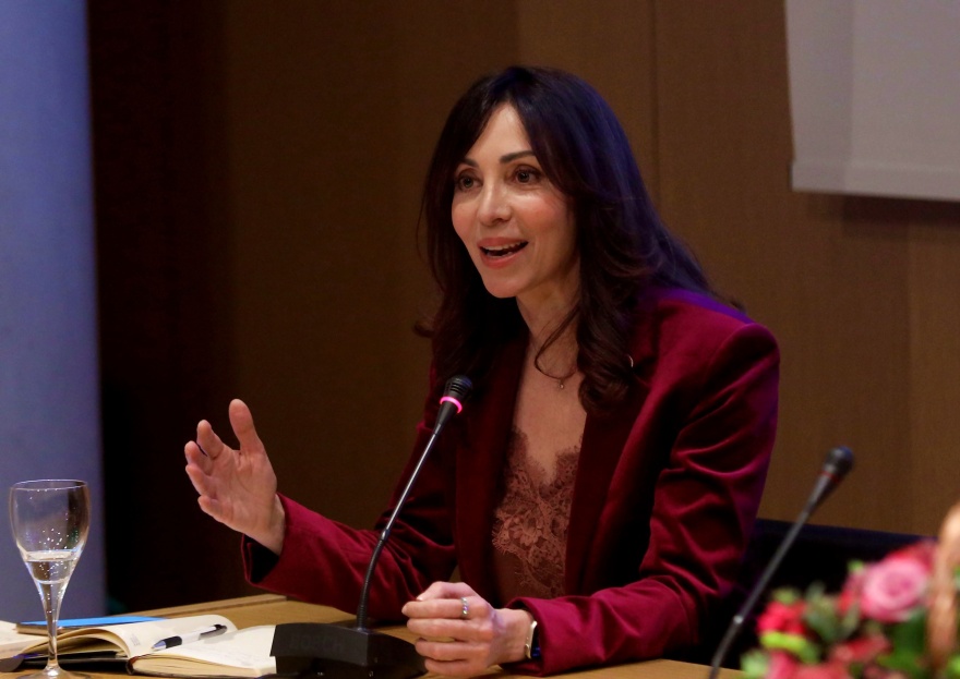 Με την παρουσία ισχυρών γυναικών της τέχνης και της πολιτικής η εκδήλωση για το νέο βιβλίο της Ελισάβετ Φιλιππούλη