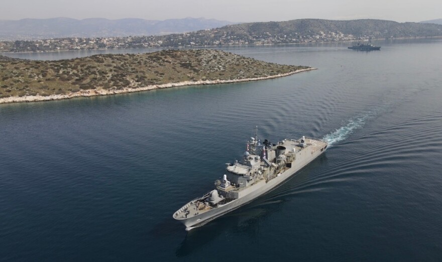 Πολεμικό Ναυτικό: Εντυπωσιακές εικόνες από την επιχειρησιακή άσκηση στο Μυρτώο πέλαγος