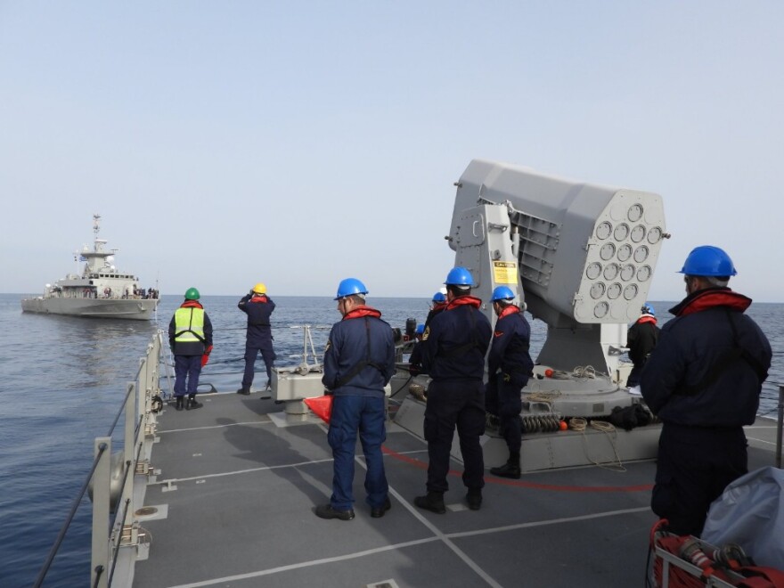 Πολεμικό Ναυτικό: Εντυπωσιακές εικόνες από την επιχειρησιακή άσκηση στο Μυρτώο πέλαγος