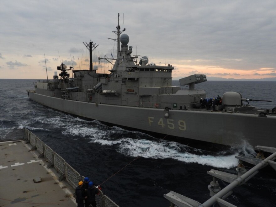 Πολεμικό Ναυτικό: Εντυπωσιακές εικόνες από την επιχειρησιακή άσκηση στο Μυρτώο πέλαγος