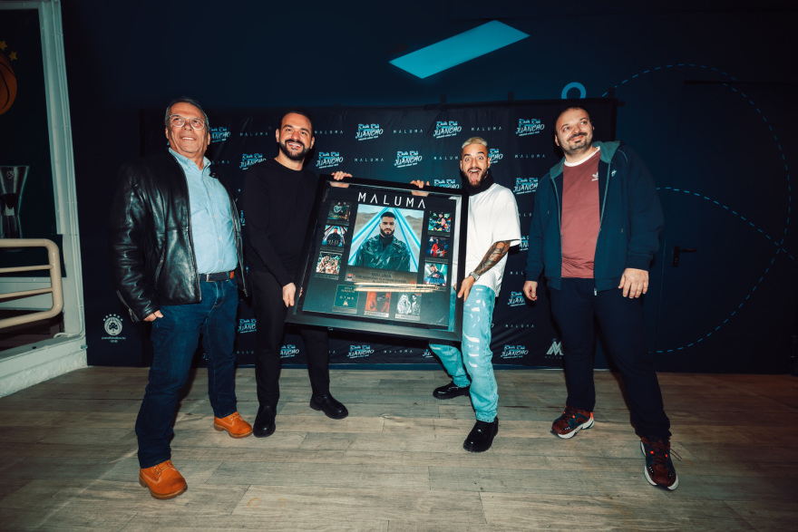 Maluma: Πλατινένια απονομή από την Panik Records