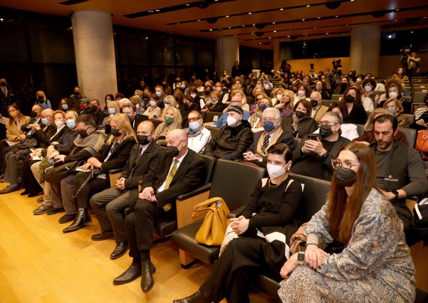 Με την παρουσία ισχυρών γυναικών της τέχνης και της πολιτικής η εκδήλωση για το νέο βιβλίο της Ελισάβετ Φιλιππούλη