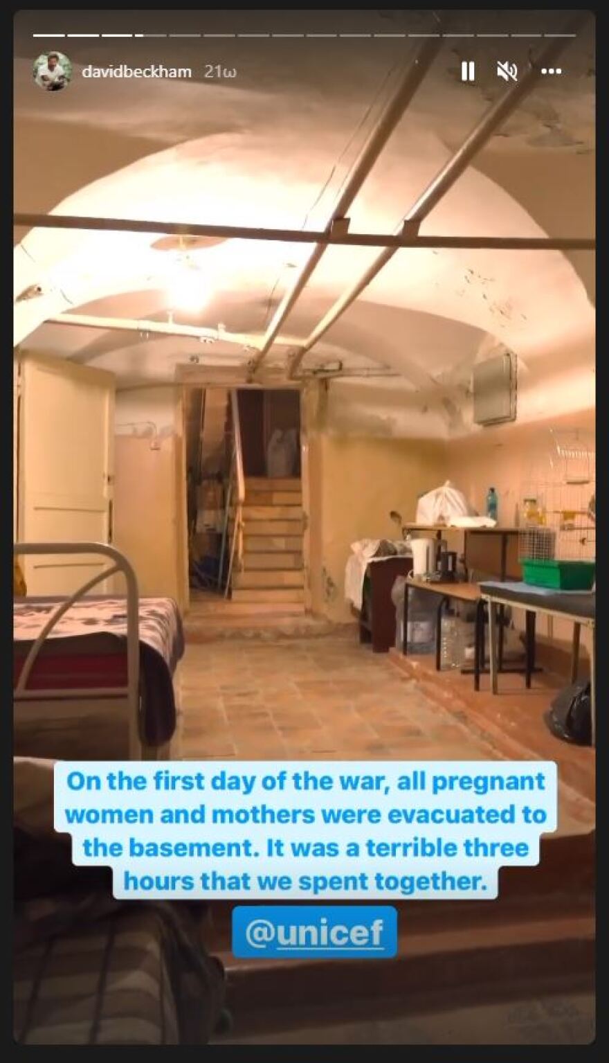 Ο Μπέκαμ παραχώρησε το Instagram του σε Ουκρανή παιδίατρο που εργάζεται σε μαιευτήριο - καταφύγιο στο Χάρκοβο