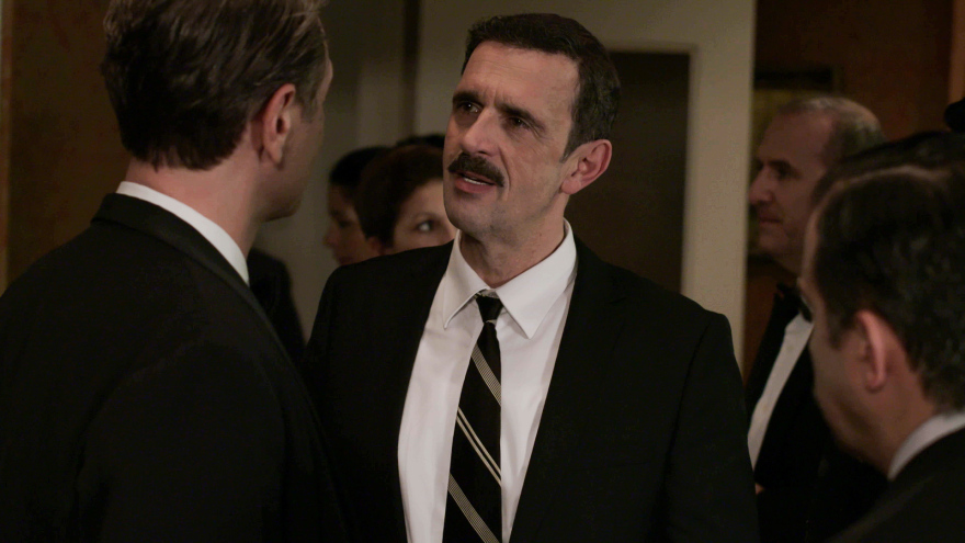 Άγριες Μέλισσες: Η Πηνελόπη μετανιώνει για το πισωγύρισμά της με τον Μελέτη