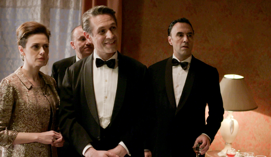 Άγριες Μέλισσες: Η Πηνελόπη μετανιώνει για το πισωγύρισμά της με τον Μελέτη