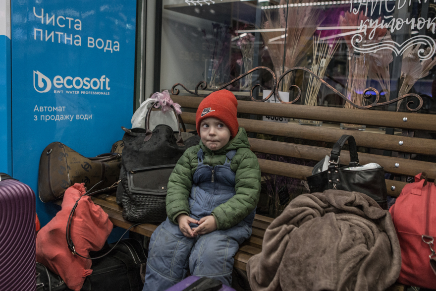 Ουκρανία: Κόλαση επί γης η Μαριούπολη - Παιδιά πεθαίνουν από αφυδάτωση  