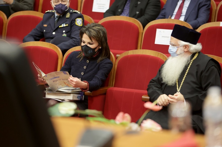 Γιάννα Αγγελοπούλου: Ξέρουμε από φουρτούνες, ενωμένοι μπορούμε να πάμε μακριά