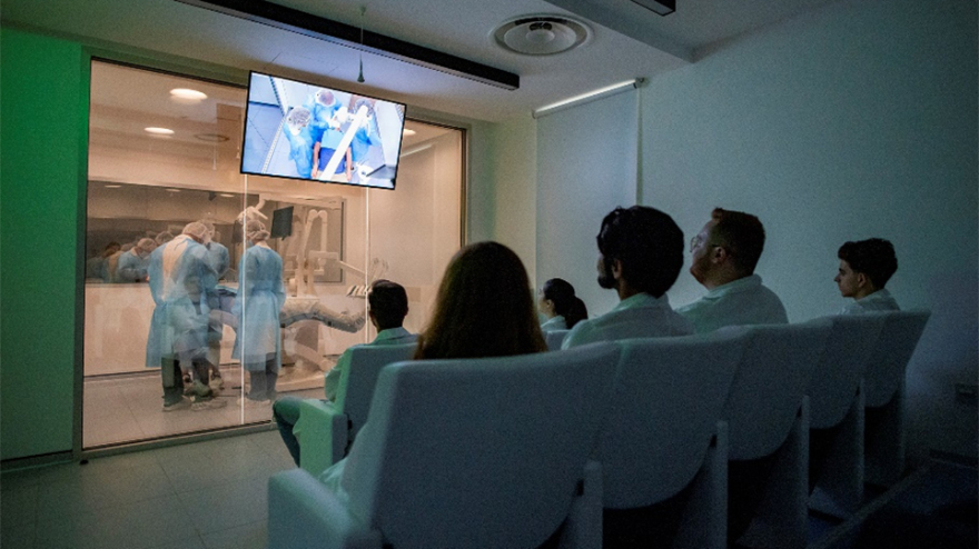 H πρώτη πανεπιστημιακή οδοντιατρική κλινική στο Ευρωπαϊκό Πανεπιστήμιο Κύπρου